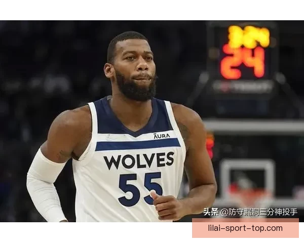 篮网以50%命中率和场均6.2分续签马拉奇史密斯第二份10天短合同